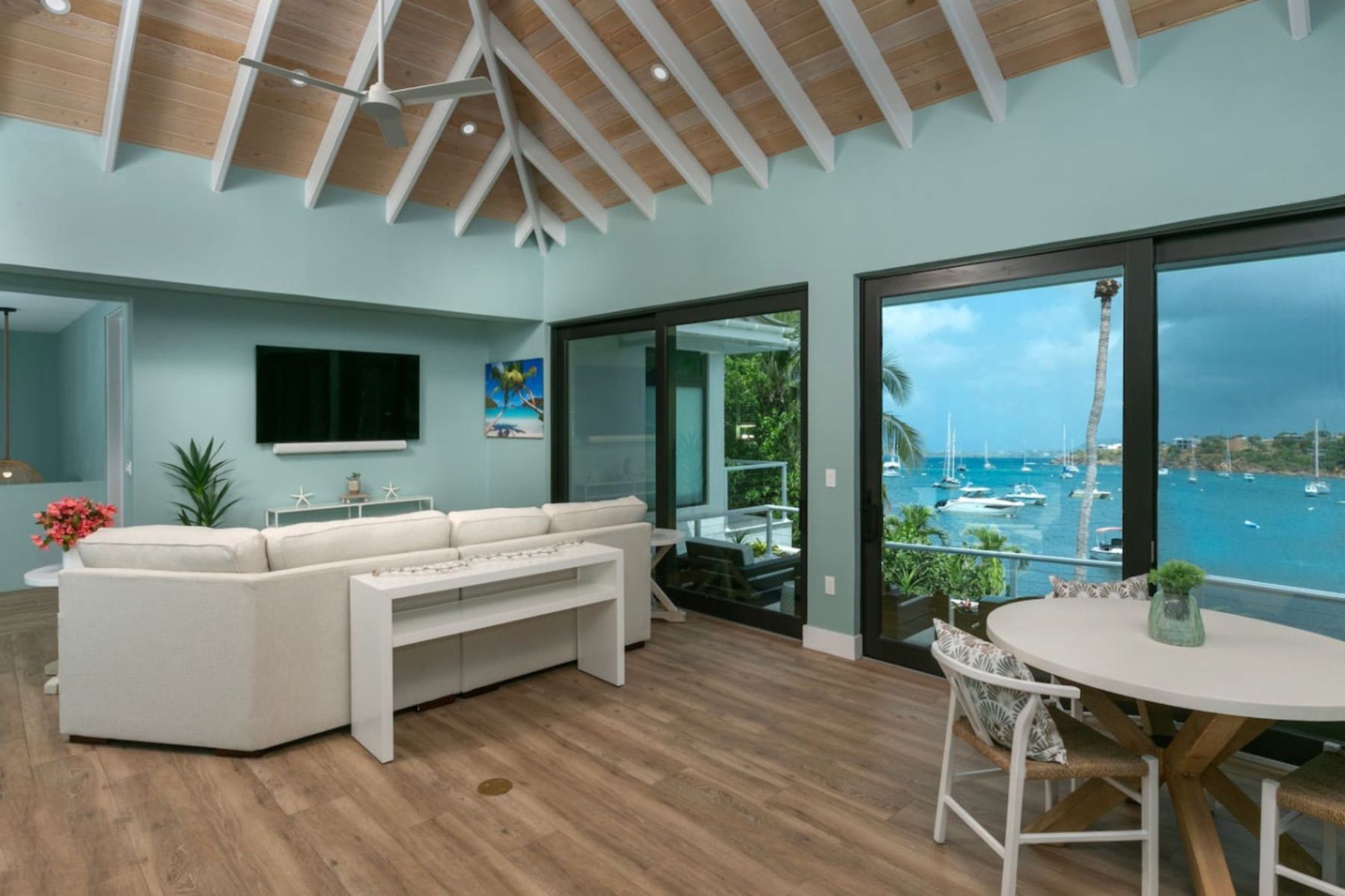 Sol Mate villa photo.